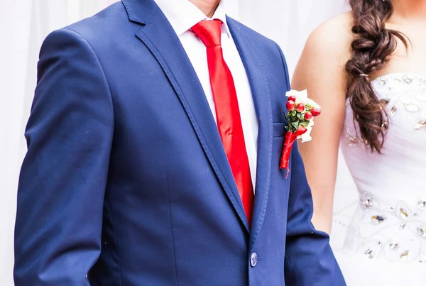 Mariage chic: optez pour un costume en lin homme